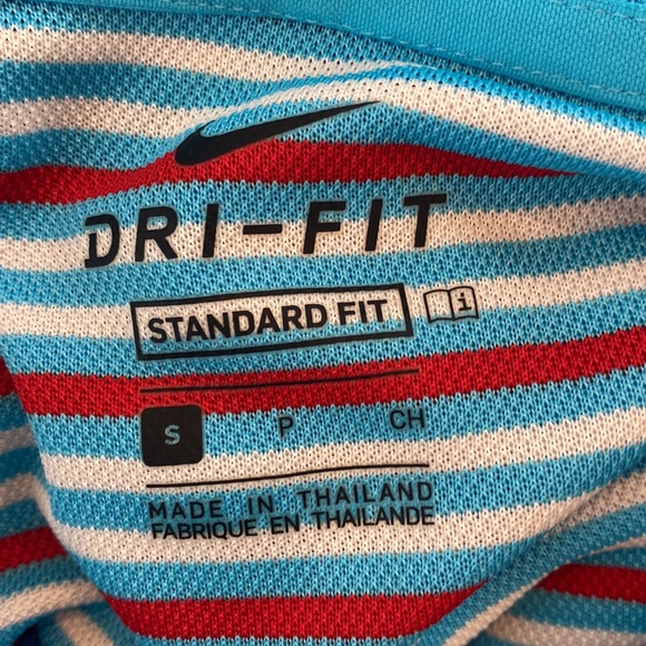 Nike Dri-Fit Golf Shirt. Size Small - Picture 2 of 2